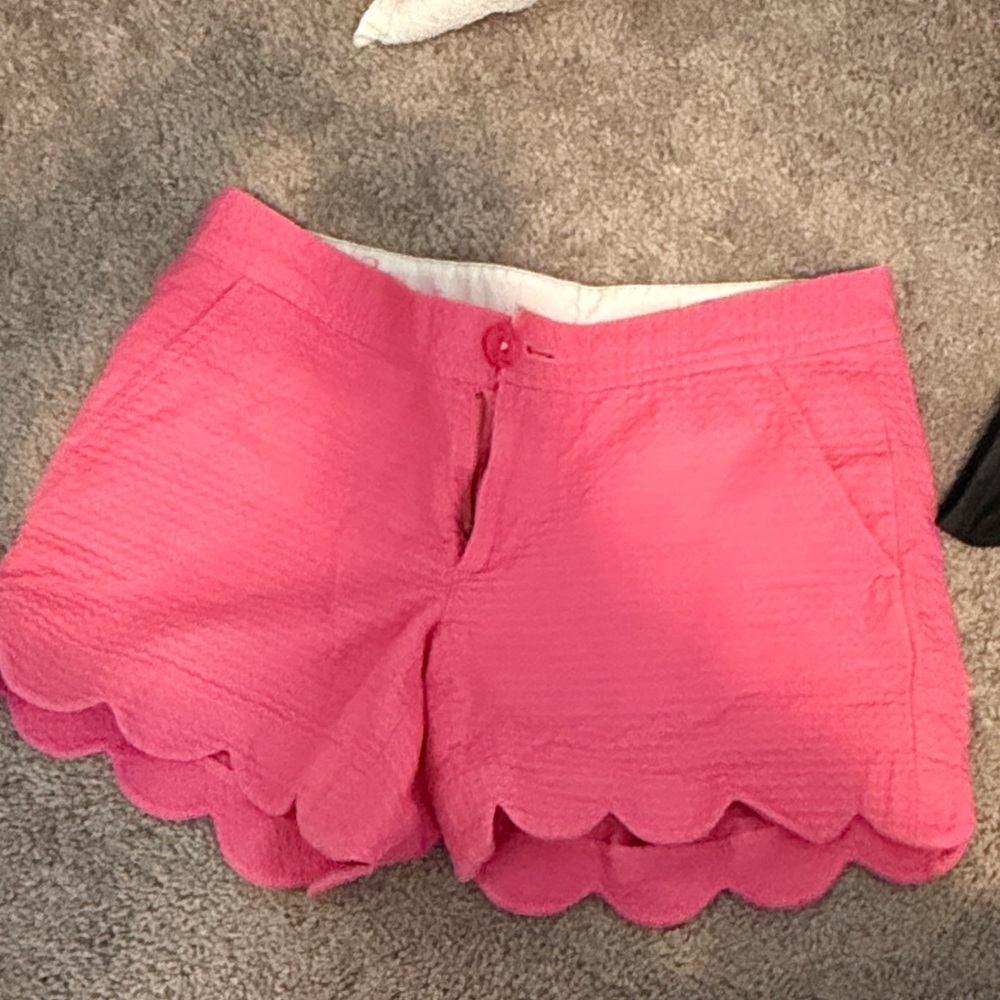 Lilly Pulitzer Hot Pink Scallop Hem Shorts